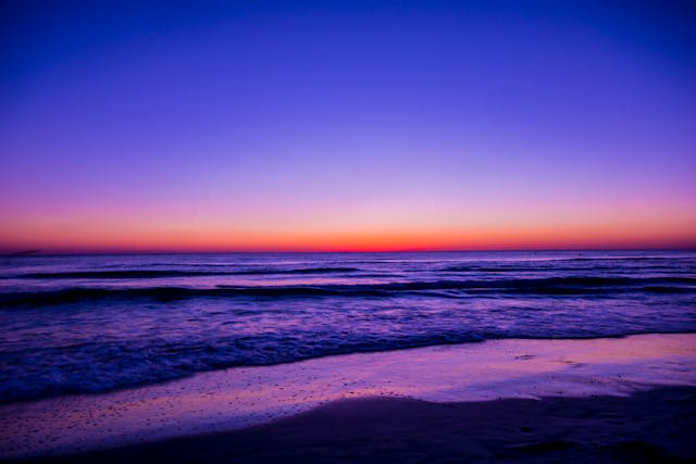 magnifique coucher du soleil et plage Royan